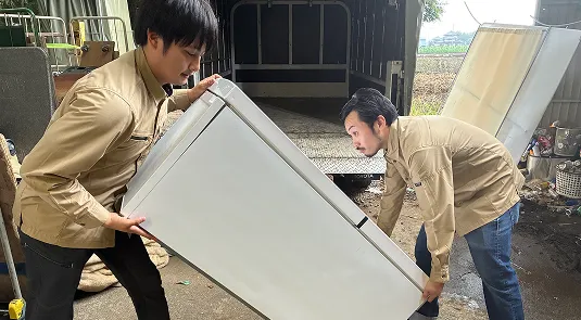 幅広い種類の不用品をまとめて回収！