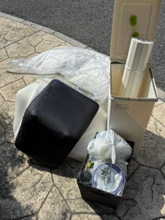寝具・生活用品一式